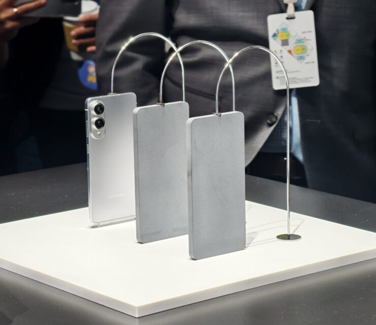 Android Circuit: Galaxy S25 EdgeReleased, Pixel 10 Pro TensorSecrets, Qualcomm’s FlagshipKiller