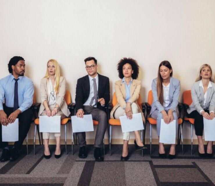 How to Stand Out Among Job Applicants in Pakistan (2025 Guide)