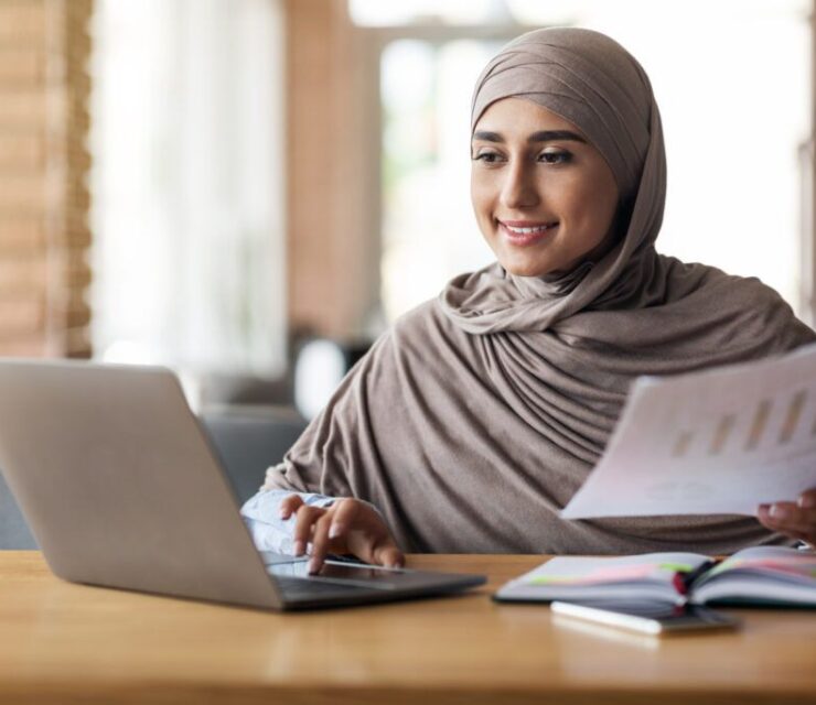 How Women Can Start Freelancing in Pakistan (2025 Guide)