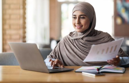 How Women Can Start Freelancing in Pakistan (2025 Guide)