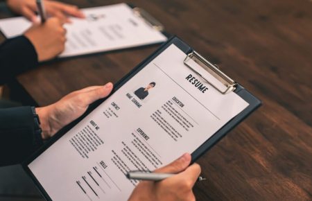 professional CV Pakistan, write CV step by step, Pakistani CV format, CV tips Pakistan)